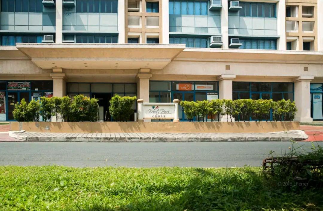 Westparc Cedar Alabang Hotel Muntinlupa City ภายนอก รูปภาพ